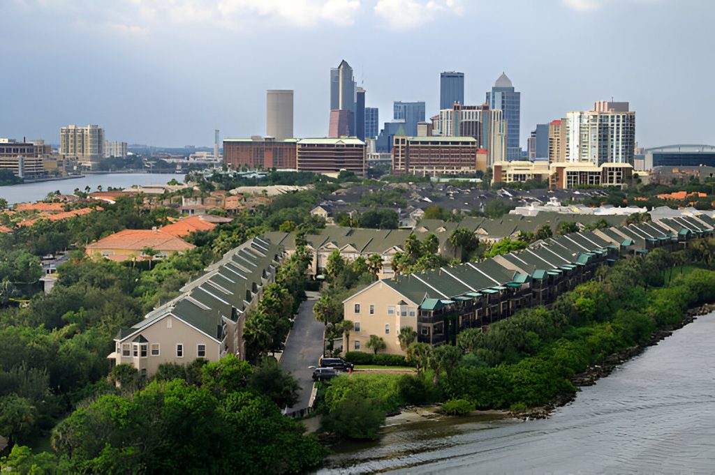 How Tampa Bay Is Dealing With The Recent Flooding